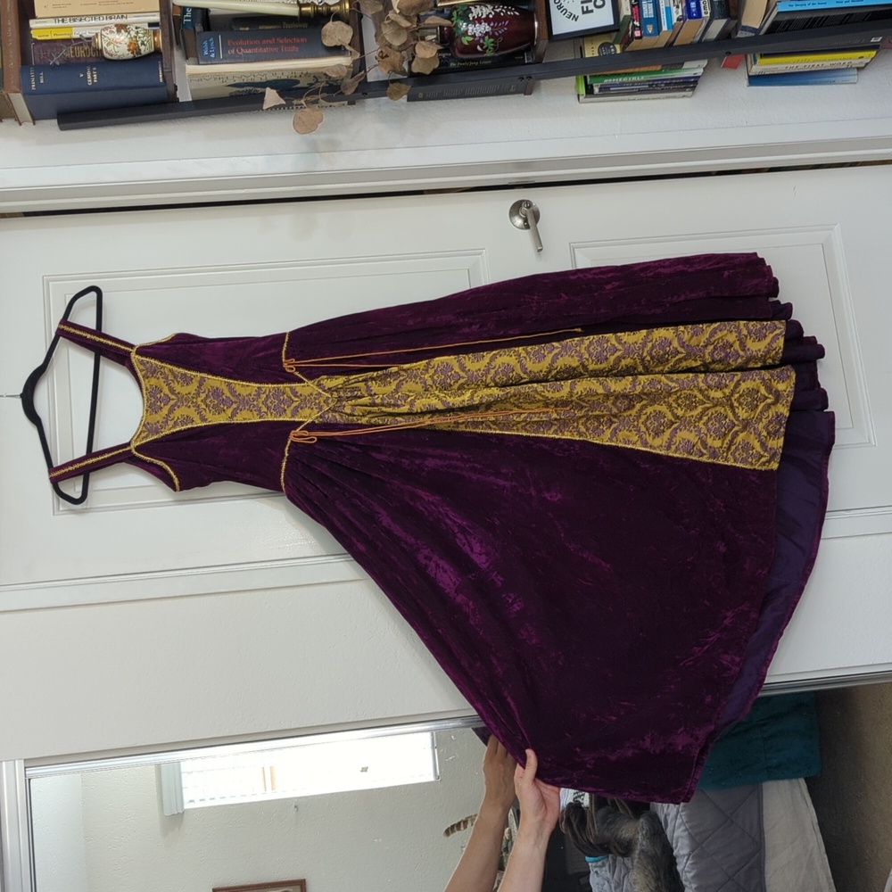 1990s Vintage Jeannie Nitro Purple and Gold Women's Dress - Picture 9 of 14